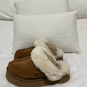 UGG Disquete Slipper